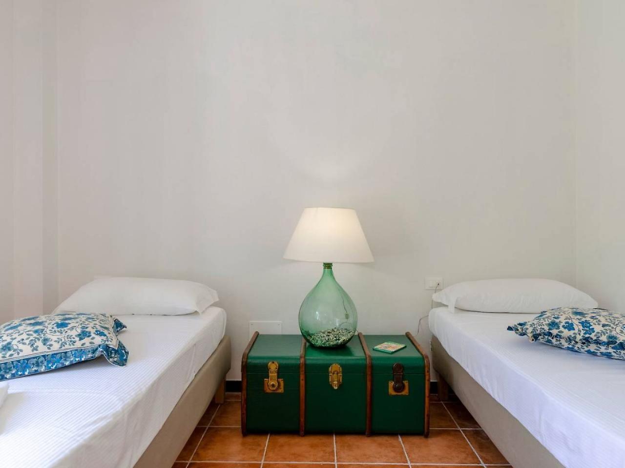 Joivy Family Flat With Little Patio, Cinque Terre Apartment Vernazza Bagian luar foto