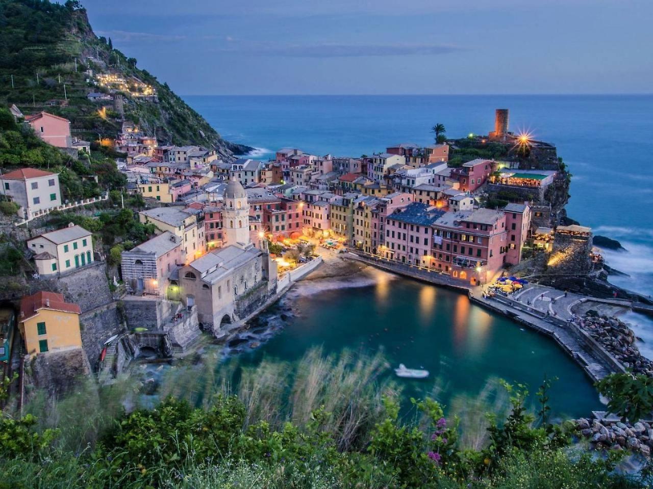 Joivy Family Flat With Little Patio, Cinque Terre Apartment Vernazza Bagian luar foto