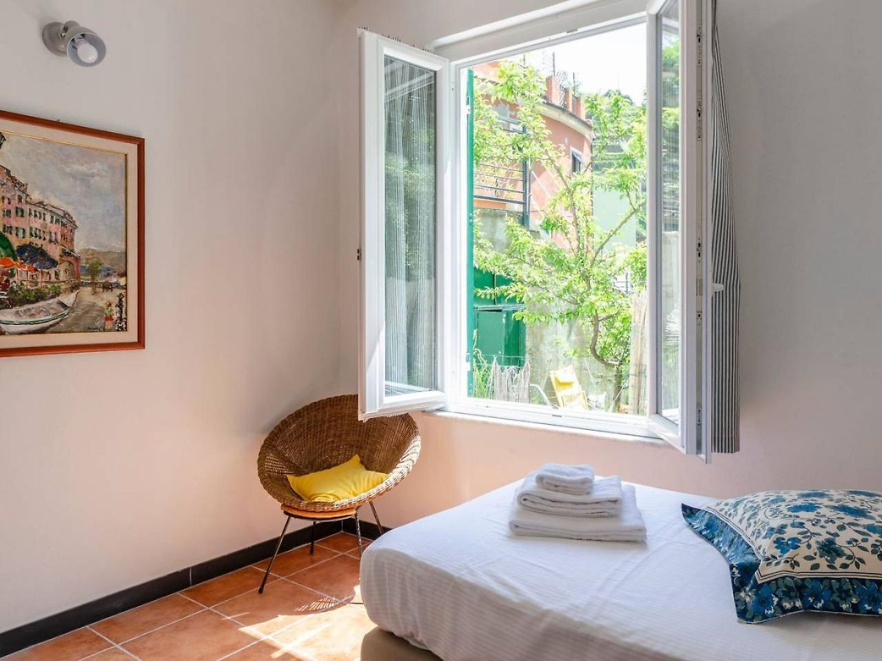 Joivy Family Flat With Little Patio, Cinque Terre Apartment Vernazza Bagian luar foto